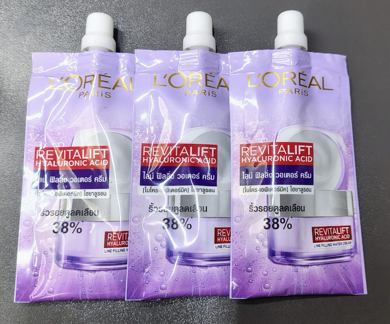 Loreal Hyaluronic acid cream  bag